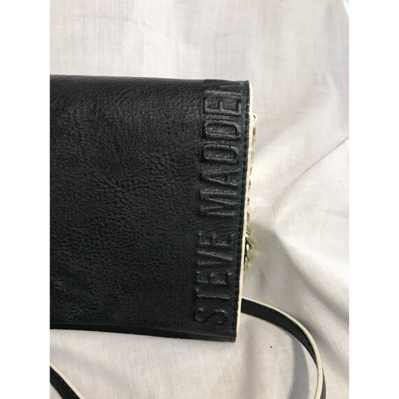 Steve Madden Black Crossbody Wallet With Chain Strap 8 1/2 X 6 1/2" - Picture 2 of 14
